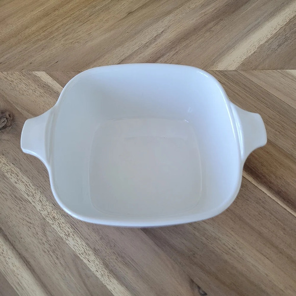 Vintage Retro Corelle Cornflower  Small Casserole Dish 22oz - Picture 7 of 8